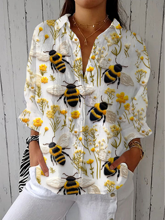 Blusa Katelyn™ com Estampa de Abelha Dourada