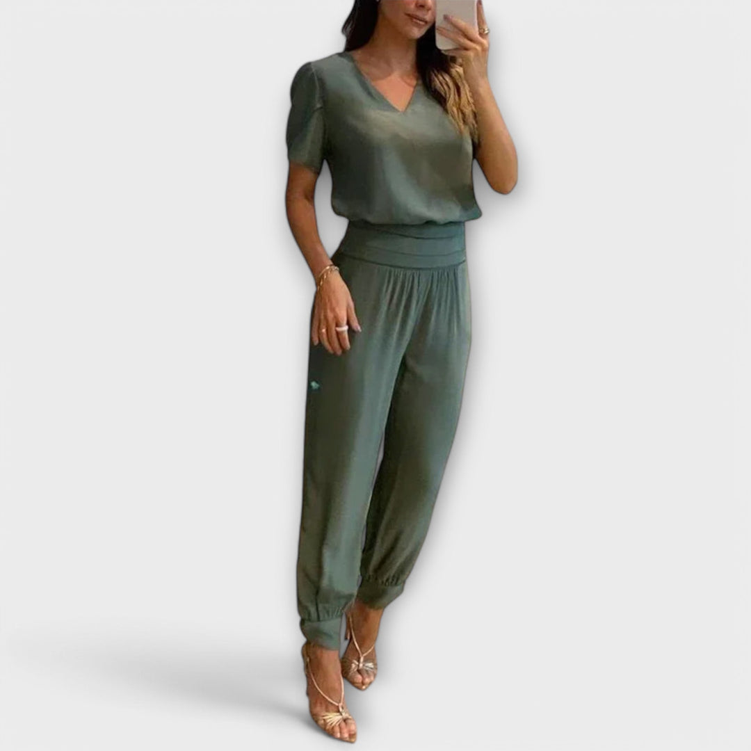 Irmelin – Conjunto Elegante com Blusa e Calça