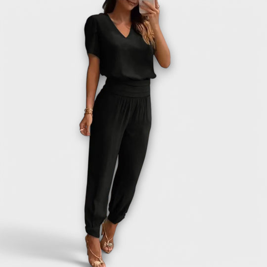 Irmelin – Conjunto Elegante com Blusa e Calça