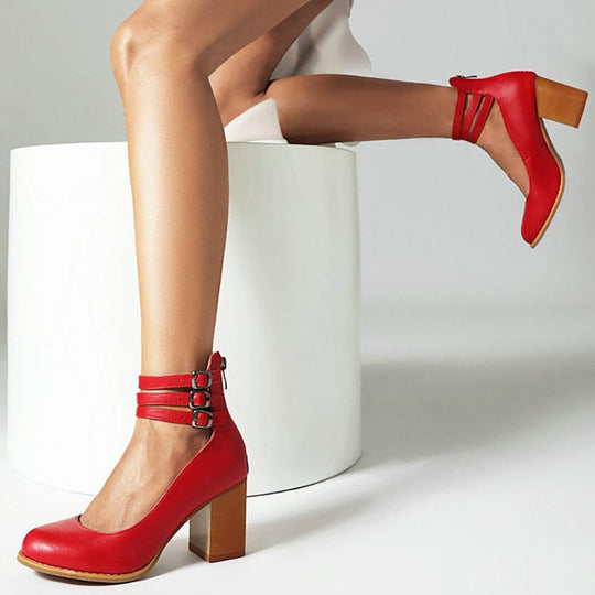 Sapatos de Salto com Fivela Tripla Jadara