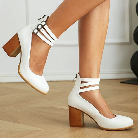 Sapatos de Salto com Fivela Tripla Jadara