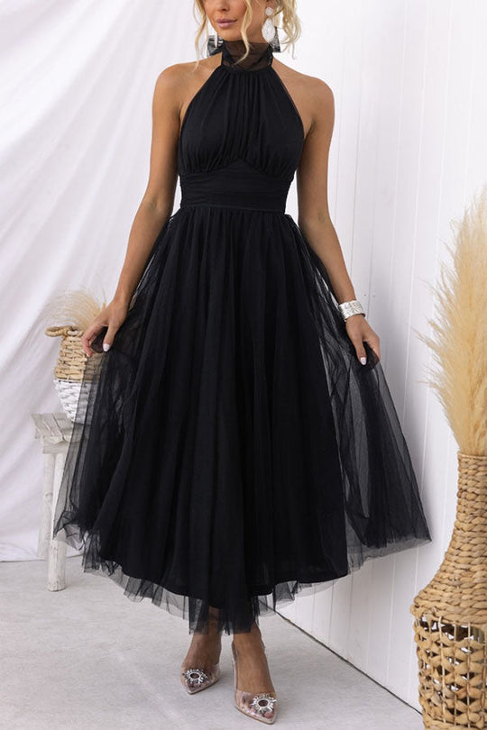 Nina – Vestido Romântico com Renda