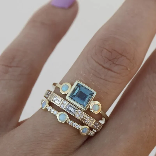 Anel de Cristal Azul Vintage