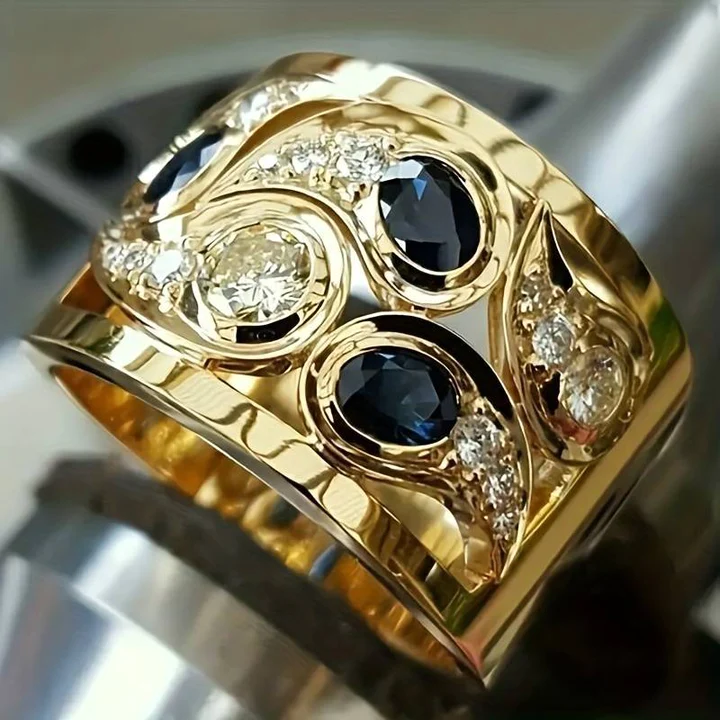 Anel Vintage de Cristal Azul e Ouro