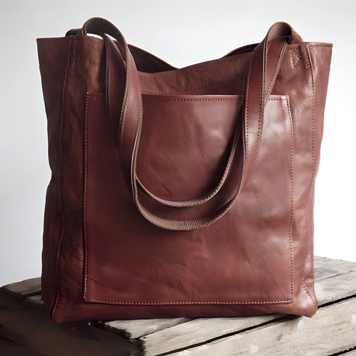Carol - Bolsa Tote de Couro Moderna e Chic