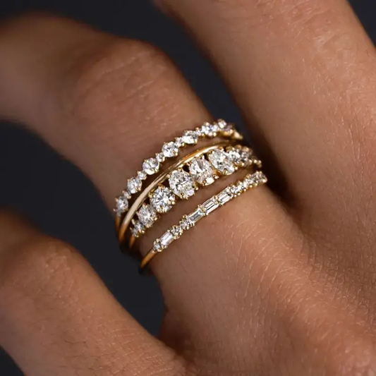 Conjunto de Anéis de Zircônia Vintage Elegante