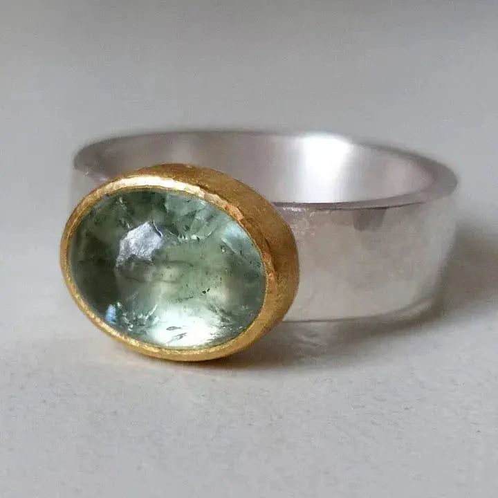 Anel Vintage Verde com Pedra Redonda