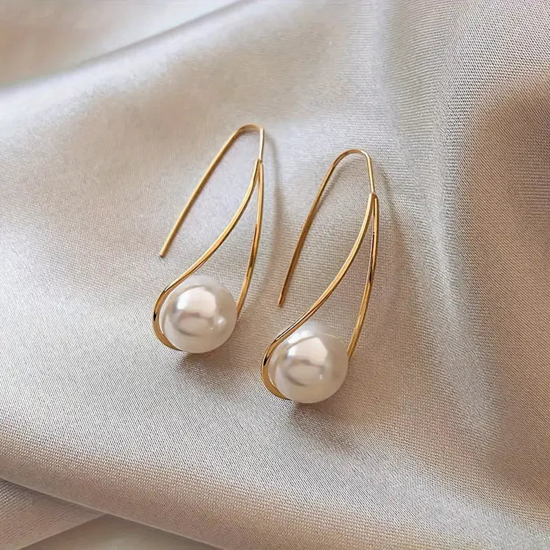 Brincos Elegantes de Pérola Pendentes