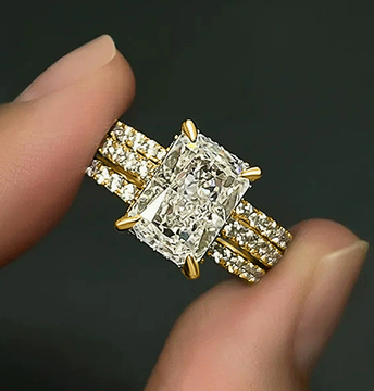Conjunto de Anéis de Casamento Dourados Timeless Jaily 3 Peças