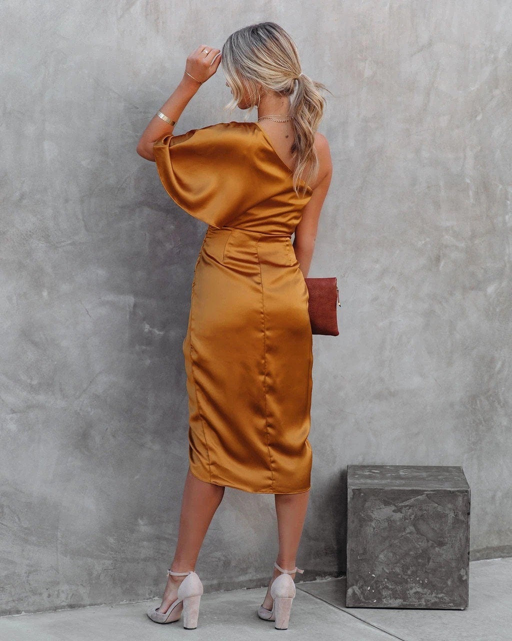 Kaelani | Vestido de Cetim Chic