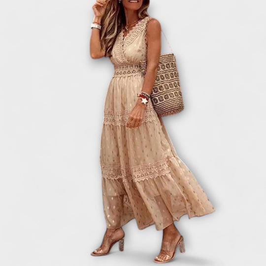 Aurora - Maxivestido com Renda Boho