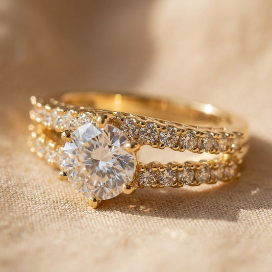 Conjunto de Anéis Elegante Radiante Eterno em Ouro