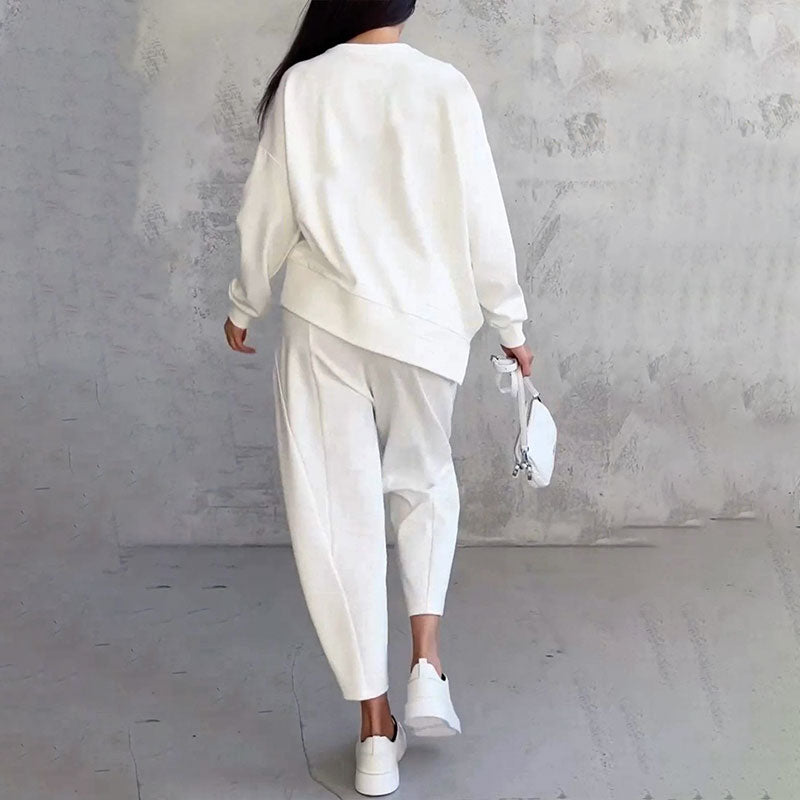 Léa | Conjunto de duas peças com blusa de manga longa e calças soltas