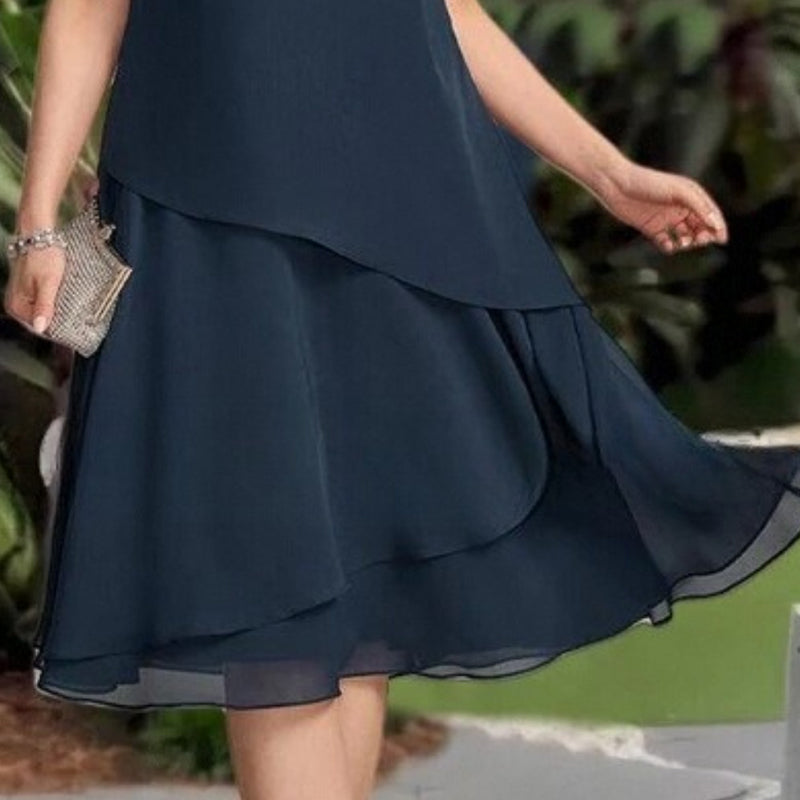 Clarissa - Vestido Midi Clássico